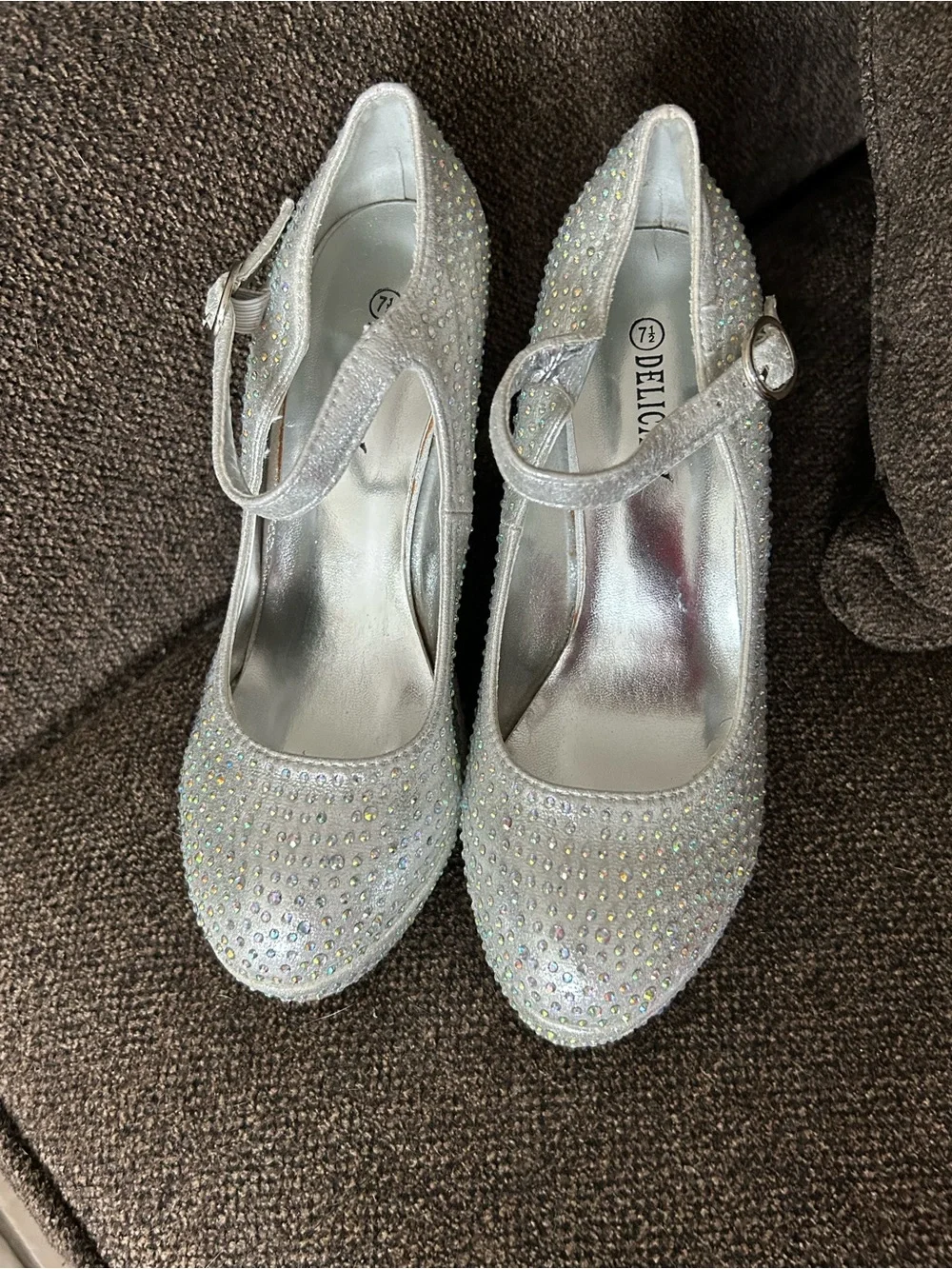 Delicacy Iridescent Silver Rhinestone wedge Shoes